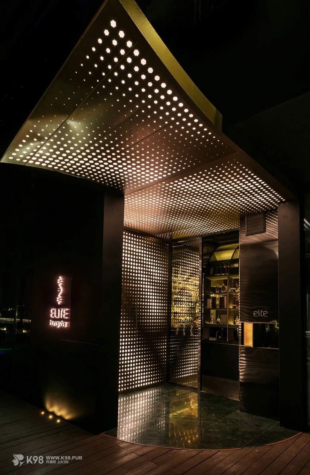 Elite Lounge Bar酒馆设计风格图片